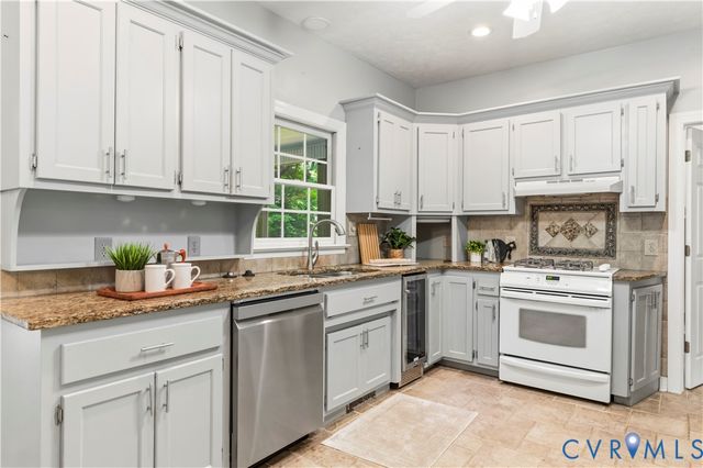 14418 Wood Duck Ln, Colonial Heights, VA 23834