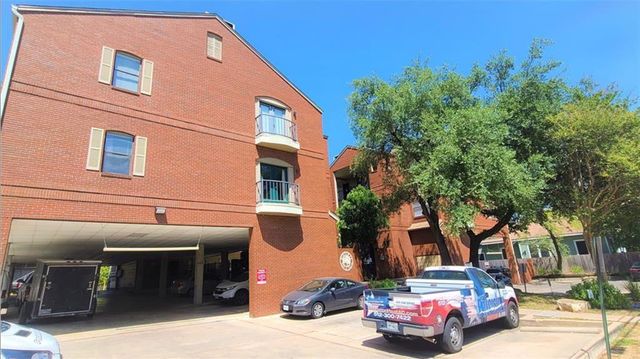 106 E 30TH ST 308, Austin, TX 78705