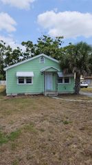 3825 49TH AVENUE N, St Petersburg, FL 33714