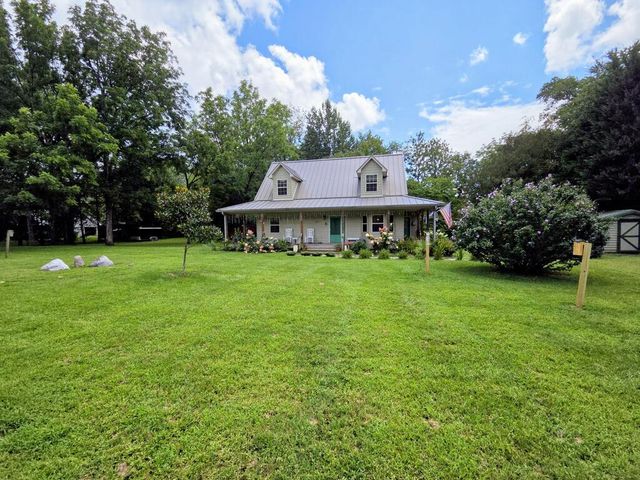 201 Ama Lane, Hayesville, NC 28904