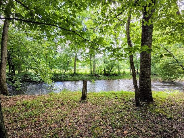 201 Ama Lane, Hayesville, NC 28904