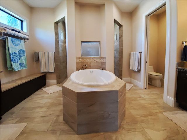 185 COLONY POINT DR., Punta Gorda, FL 33950