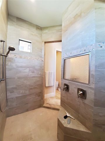 185 COLONY POINT DR., Punta Gorda, FL 33950