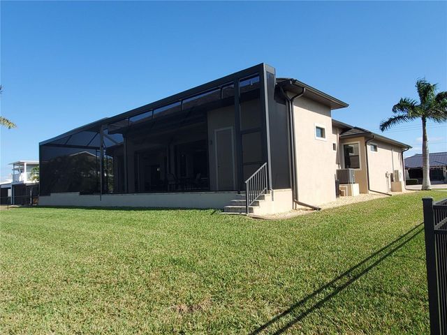 185 COLONY POINT DR., Punta Gorda, FL 33950