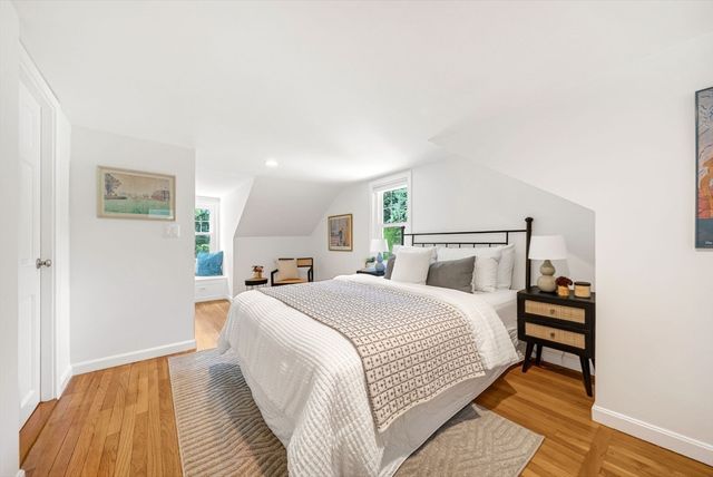 9 Stonebridge Rd, Wayland, MA 01778
