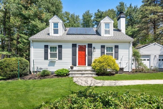 9 Stonebridge Rd, Wayland, MA 01778