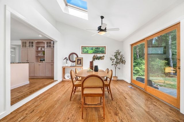 9 Stonebridge Rd, Wayland, MA 01778