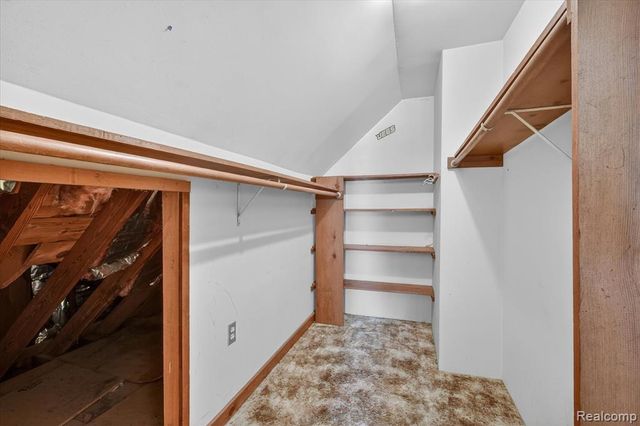 33953 Glover Street, Wayne, MI 48184