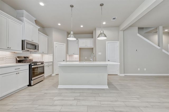 548 Long Leaf Pine, Montgomery, TX 77316