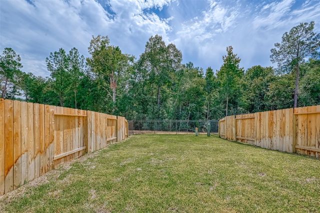 548 Long Leaf Pine, Montgomery, TX 77316