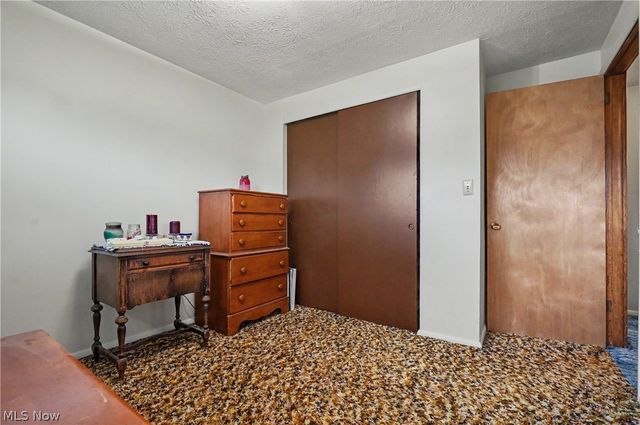 9040 Cambridge Drive, Northfield, OH 44067