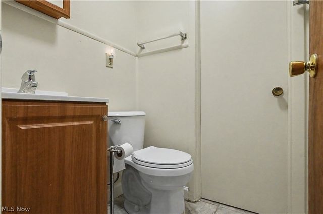 9040 Cambridge Drive, Northfield, OH 44067