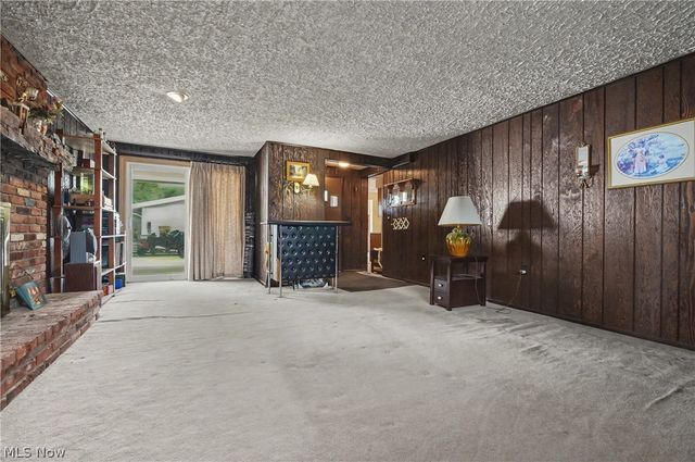 9040 Cambridge Drive, Northfield, OH 44067