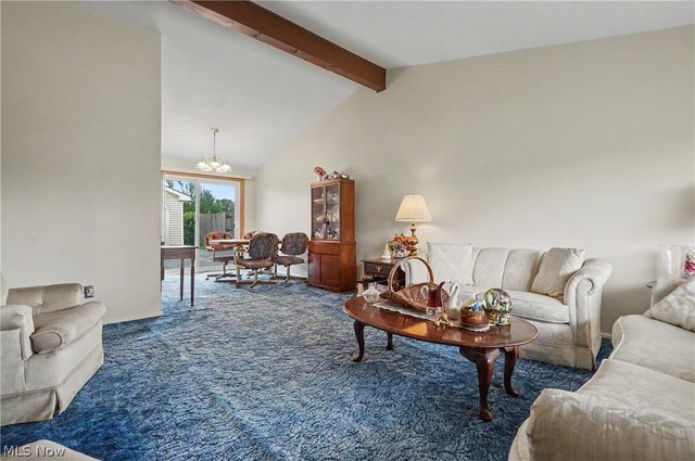 9040 Cambridge Drive, Northfield, OH 44067