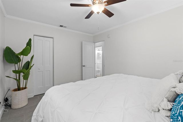 326 50TH AVENUE N, St Petersburg, FL 33703