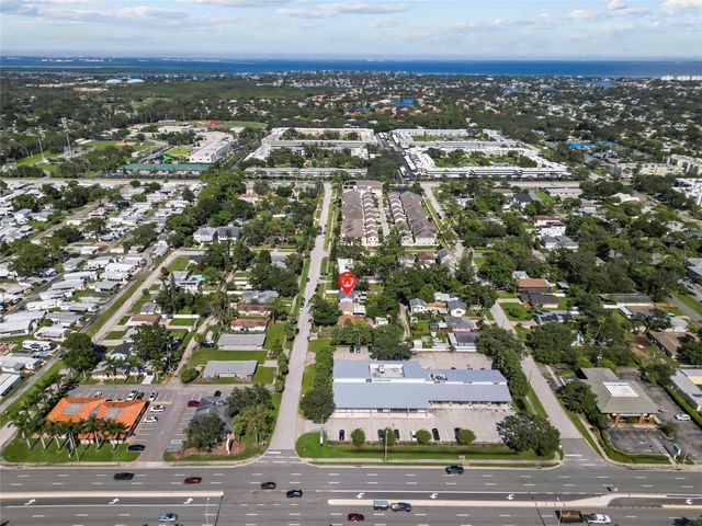 326 50TH AVENUE N, St Petersburg, FL 33703