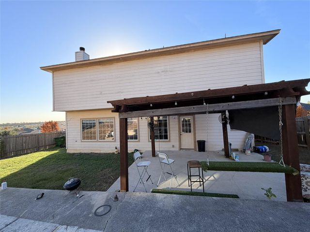 3811 Hawk View ST, Round Rock, TX 78665