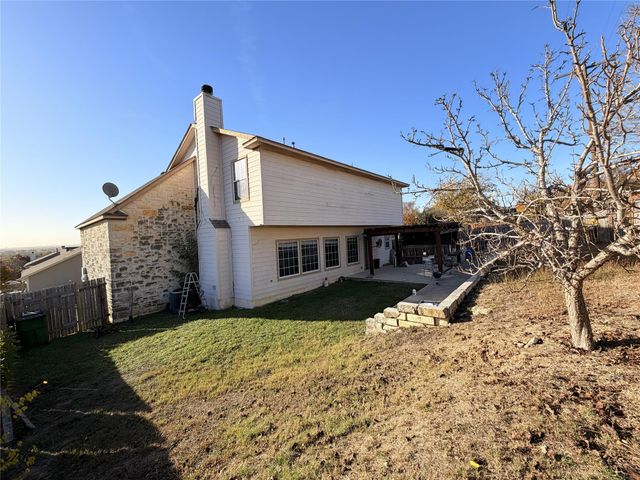 3811 Hawk View ST, Round Rock, TX 78665