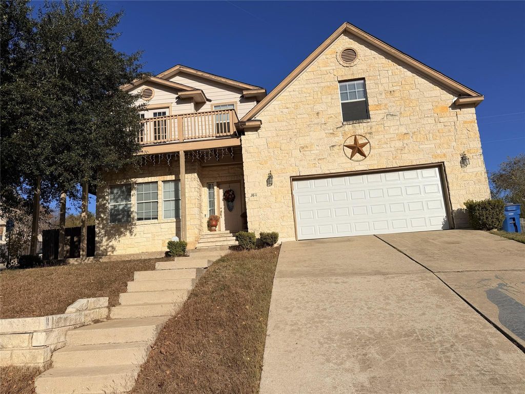 3811 Hawk View ST, Round Rock, TX 78665