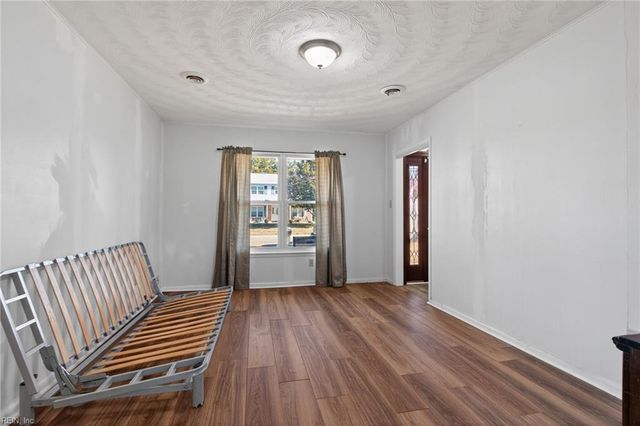 709 Whitney CT, Hampton, VA 23669