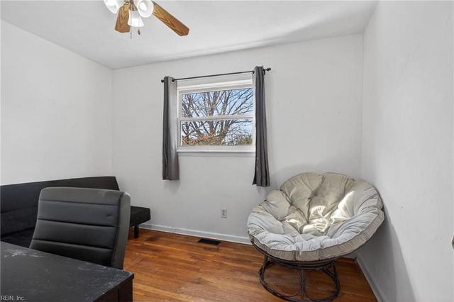 709 Whitney CT, Hampton, VA 23669