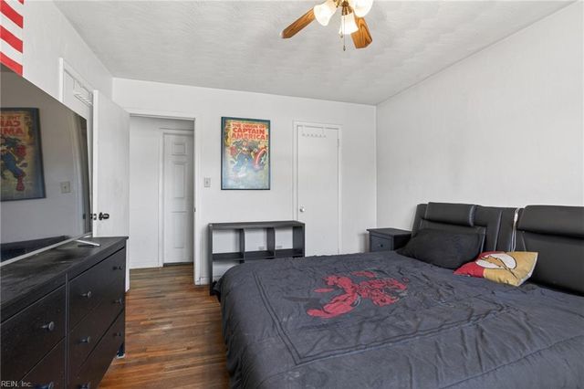 709 Whitney CT, Hampton, VA 23669