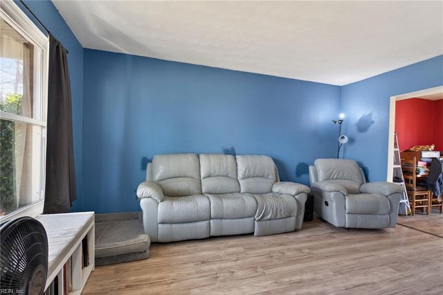 709 Whitney CT, Hampton, VA 23669