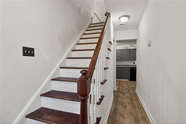 709 Whitney CT, Hampton, VA 23669