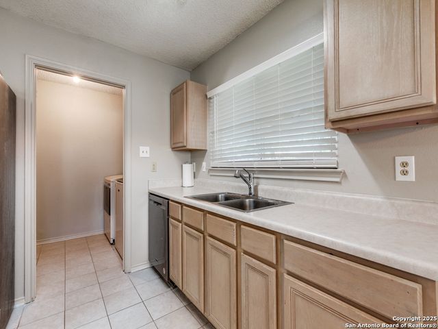 6534 Beech Trail, Converse, TX 78109