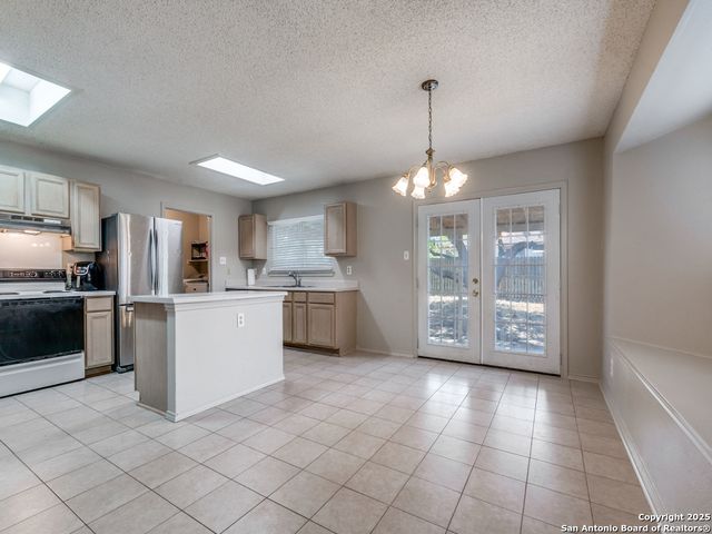 6534 Beech Trail, Converse, TX 78109