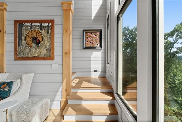 207 Utana Bluffs Trail, Ellijay, GA 30540