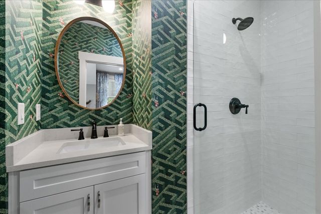 207 Utana Bluffs Trail, Ellijay, GA 30540