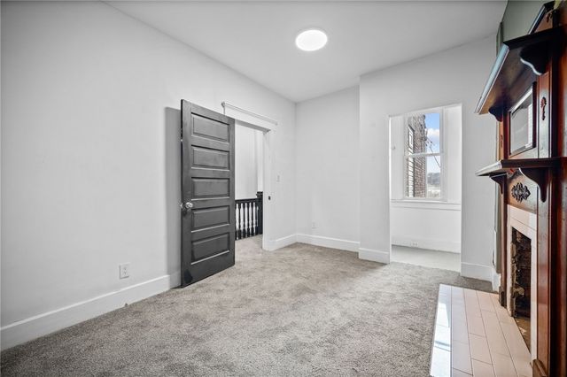 625 E 9th ave, Munhall, PA 15120