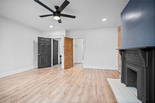 625 E 9th ave, Munhall, PA 15120