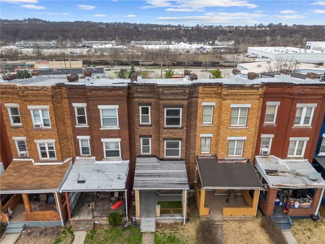 625 E 9th ave, Munhall, PA 15120