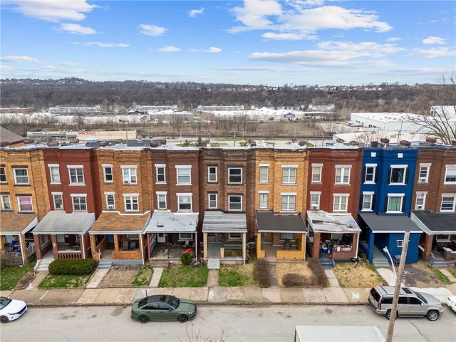 625 E 9th ave, Munhall, PA 15120