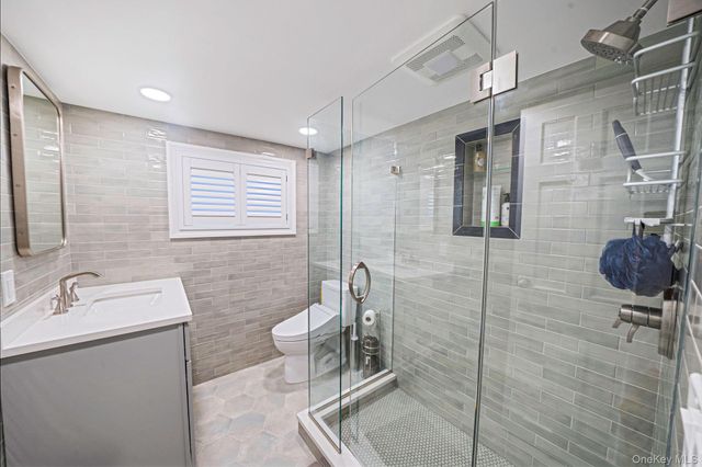 22 Milburn Road, Centereach, NY 11720