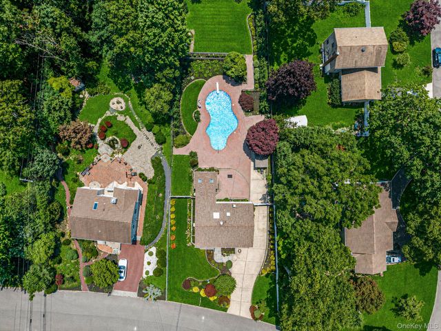 22 Milburn Road, Centereach, NY 11720