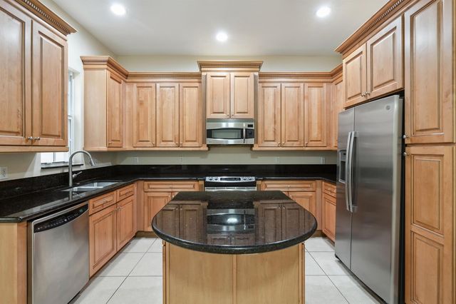 810 NW 83RD Lane, Boca Raton, FL 33487