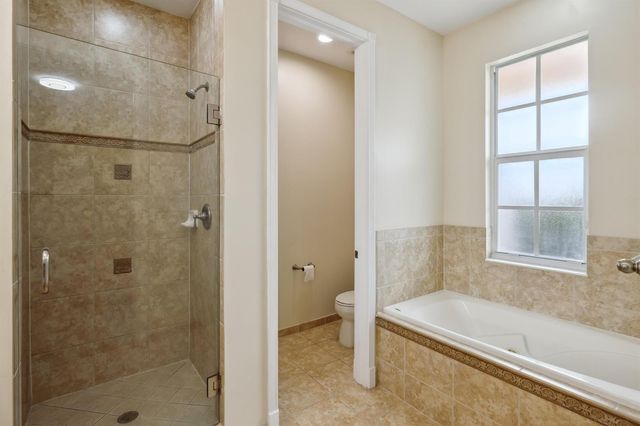 810 NW 83RD Lane, Boca Raton, FL 33487