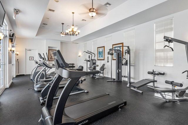 810 NW 83RD Lane, Boca Raton, FL 33487
