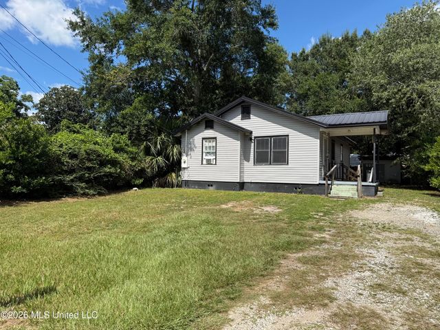 178 Violet Street, Biloxi, MS 39531