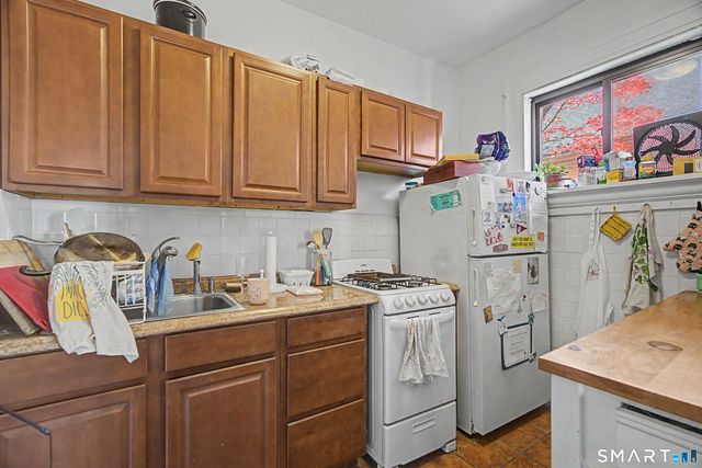 524 Whitney Avenue, New Haven, CT 06511
