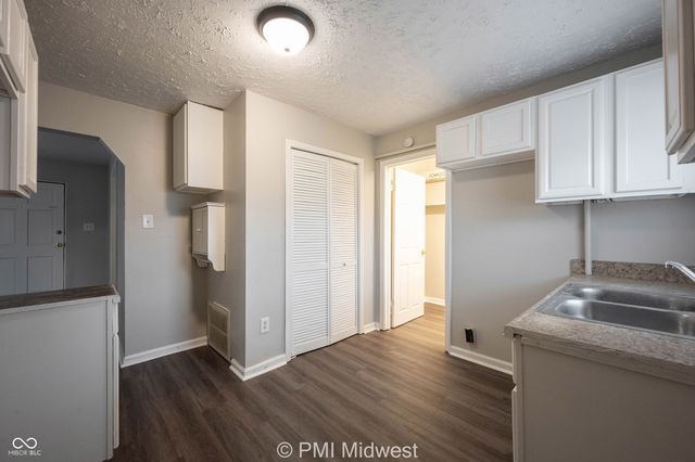 524 W 23rd Street 2, Indianapolis, IN 46208