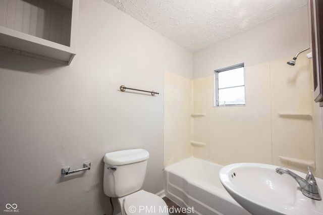 524 W 23rd Street 2, Indianapolis, IN 46208