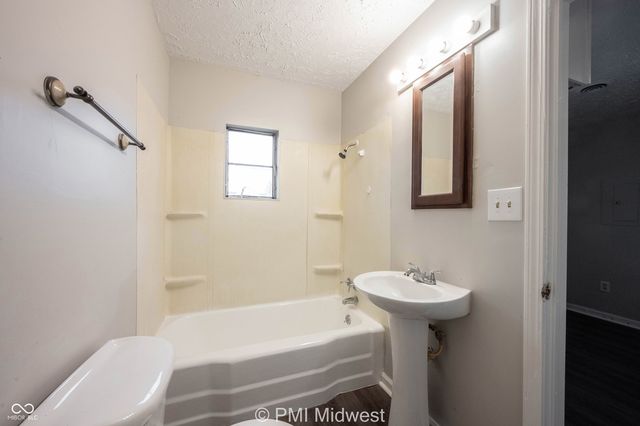 524 W 23rd Street 2, Indianapolis, IN 46208