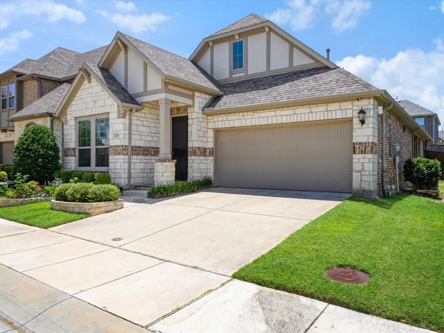 2256 Briar Ridge Trail, Carrollton, TX 75010
