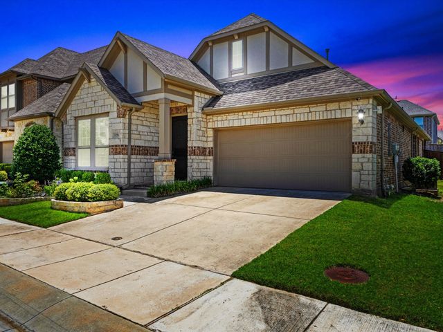 2256 Briar Ridge Trail, Carrollton, TX 75010