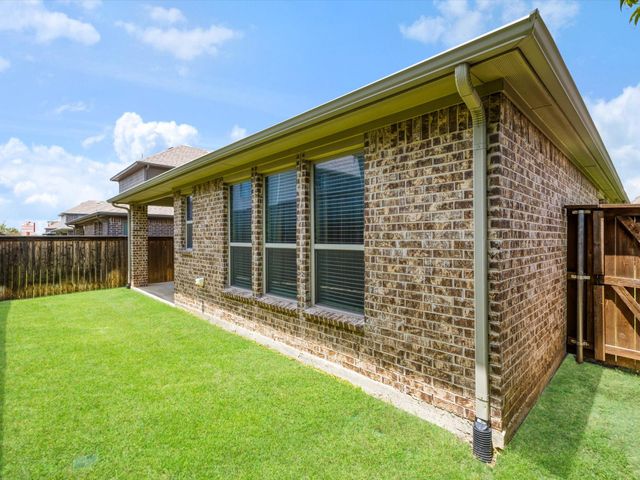 2256 Briar Ridge Trail, Carrollton, TX 75010
