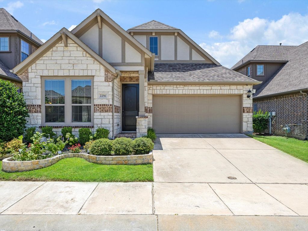 2256 Briar Ridge Trail, Carrollton, TX 75010
